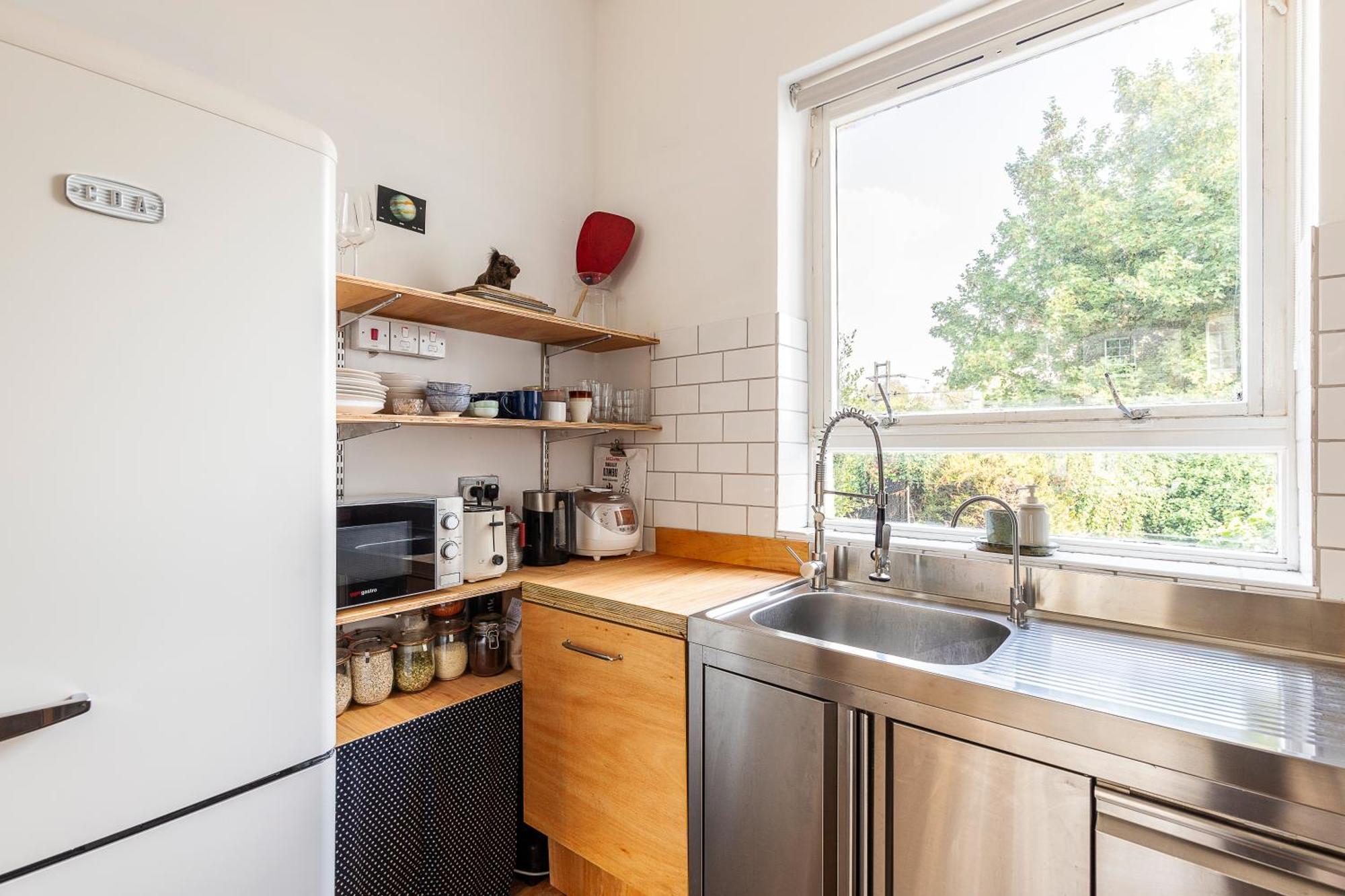 Apartamento Retro Charm And Modern Comforts