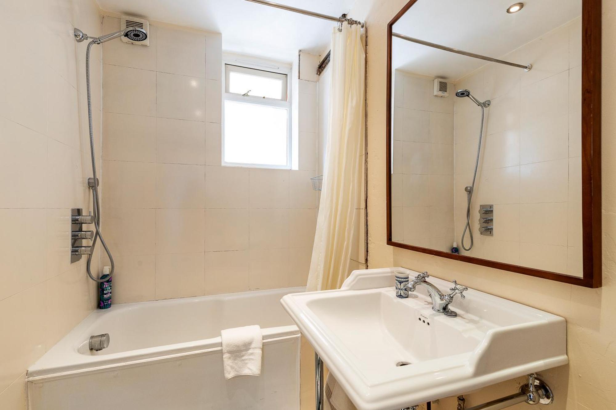 Apartamento Retro Charm And Modern Comforts *